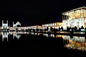 T6.-Central-Square-of-Esfahan